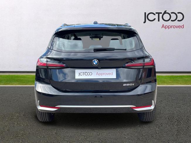BMW 2 Series Active Tourer Photo 7