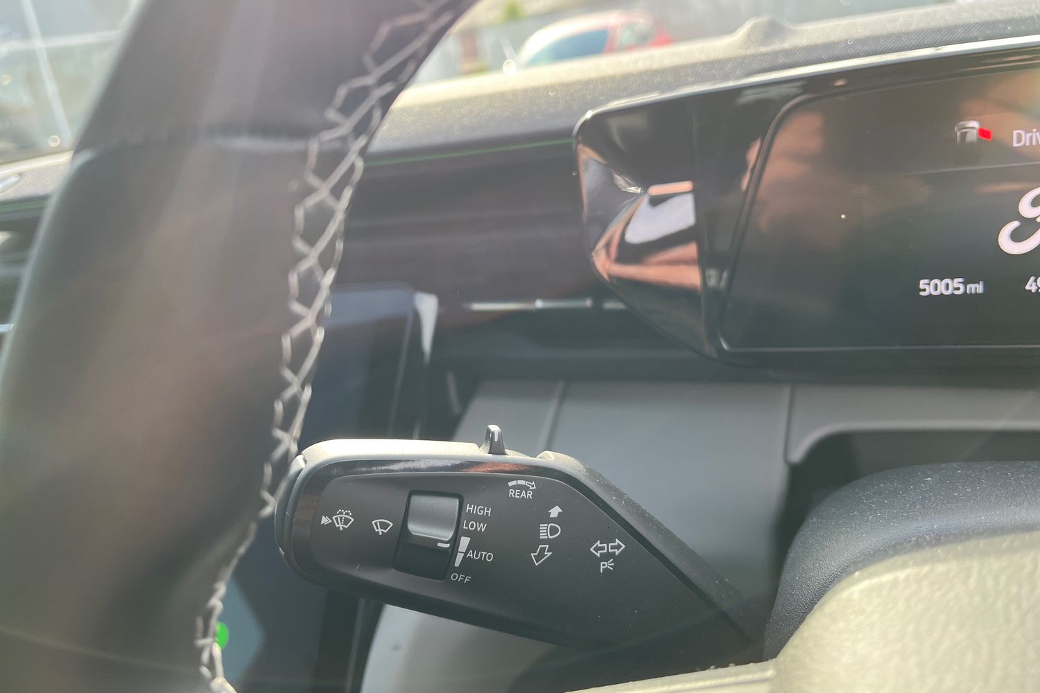 Ford Explorer Photo 13