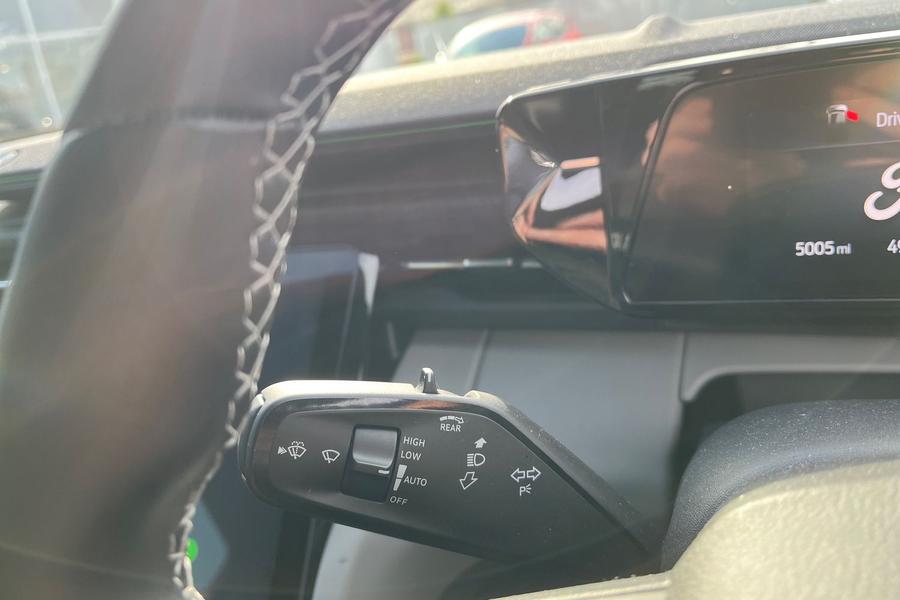 Ford Explorer Photo autoimg-34e63f0180fd3422a5faac7905d261a5df316e55.jpg