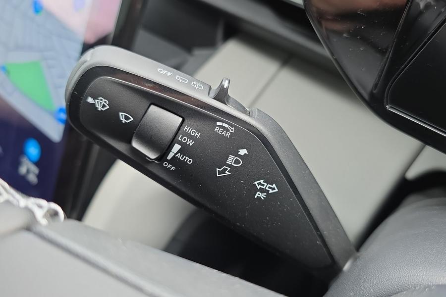 Ford Explorer Photo autoimg-34e86c3302f5f82825d9528fc028da851f4d69cd.jpg