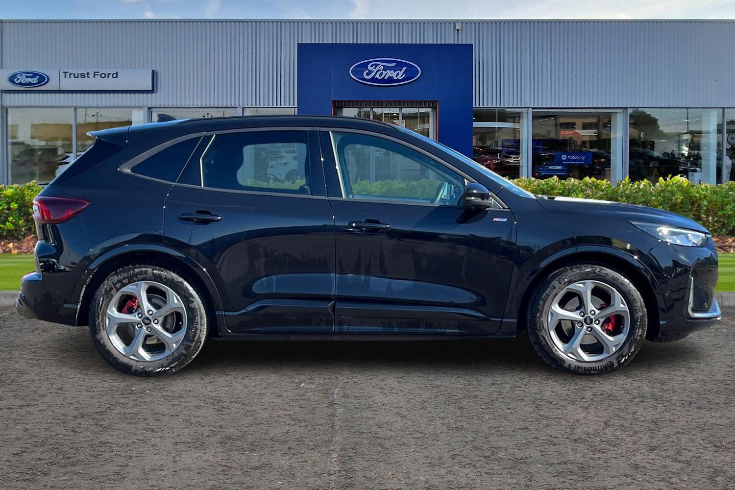 Ford KUGA Photo 2