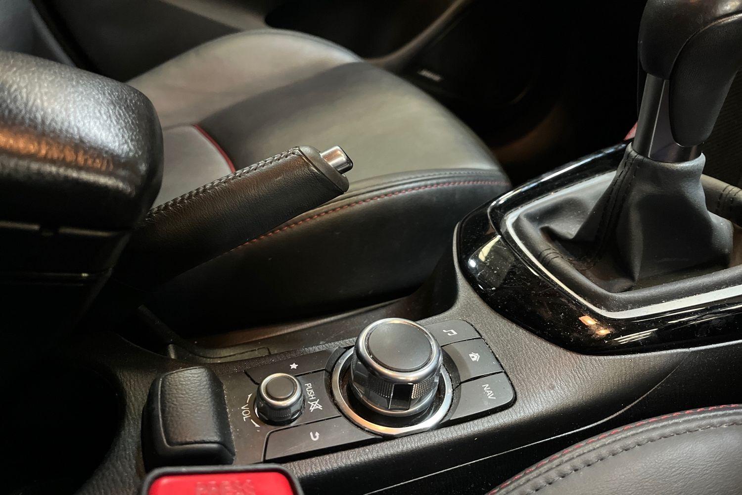 Mazda CX-3 Photo 36