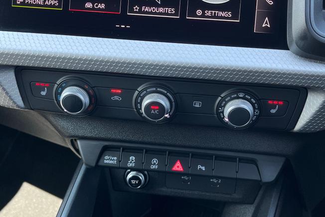 AUDI A1 Photo 35
