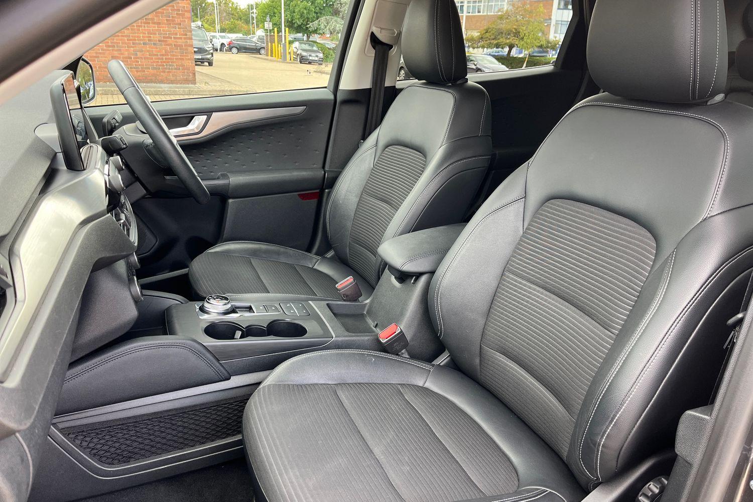 Ford Kuga Photo 18
