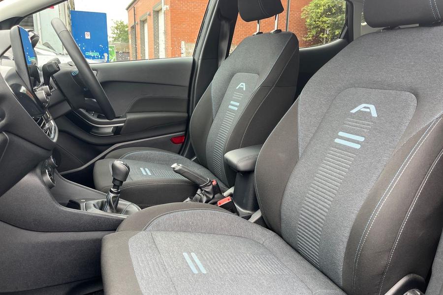 Ford FIESTA Photo autoimg-34ee7dc93c0c7527019d97545b00998dacd5e428.jpg