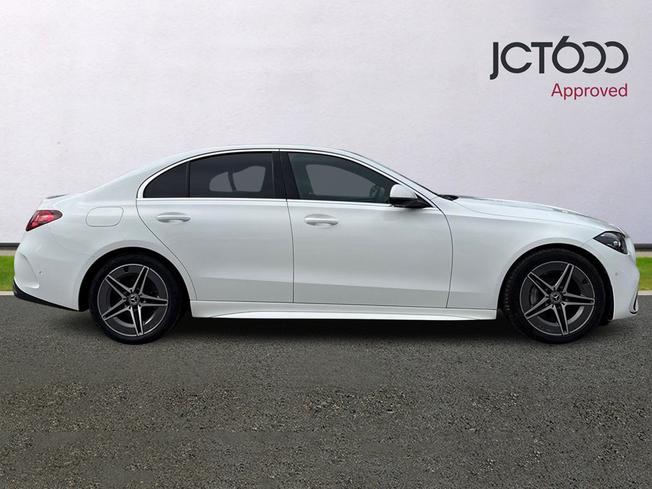 MERCEDES-BENZ C Class Photo 4