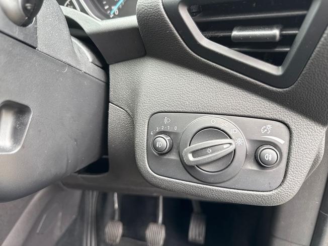 FORD Kuga Photo 27