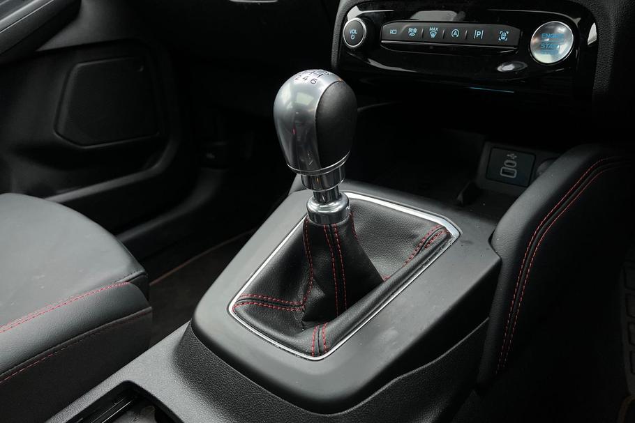 Used Ford Kuga HV25FKJ 35