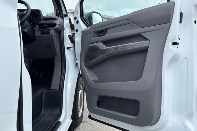 VOLKSWAGEN Transporter Photo 34