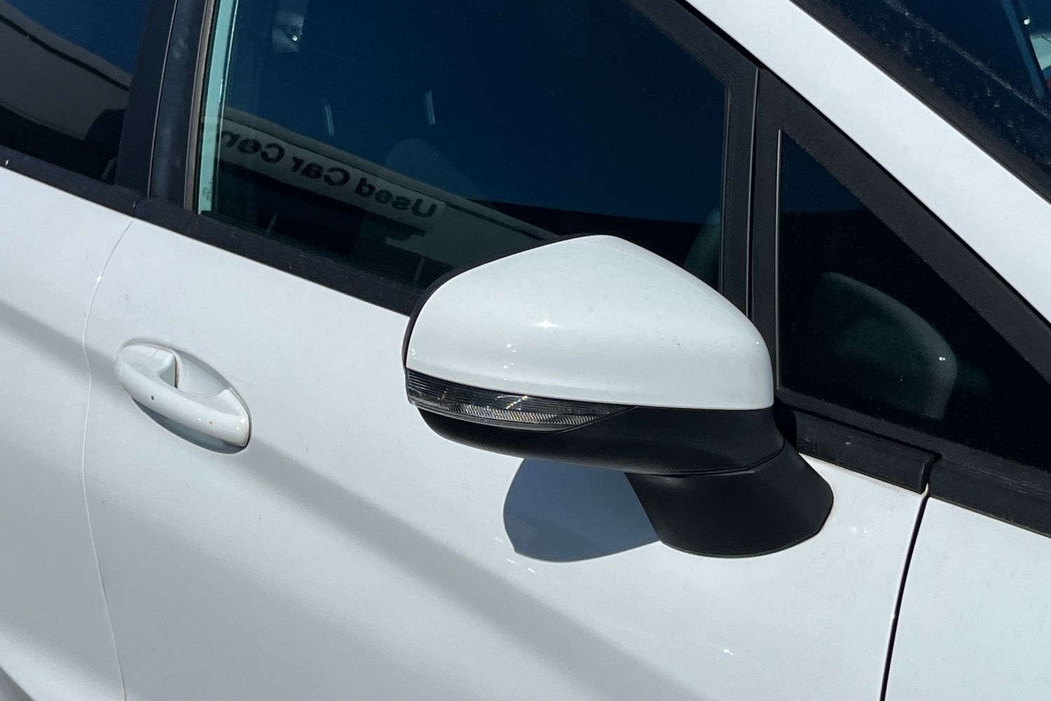 Ford FIESTA Photo 27