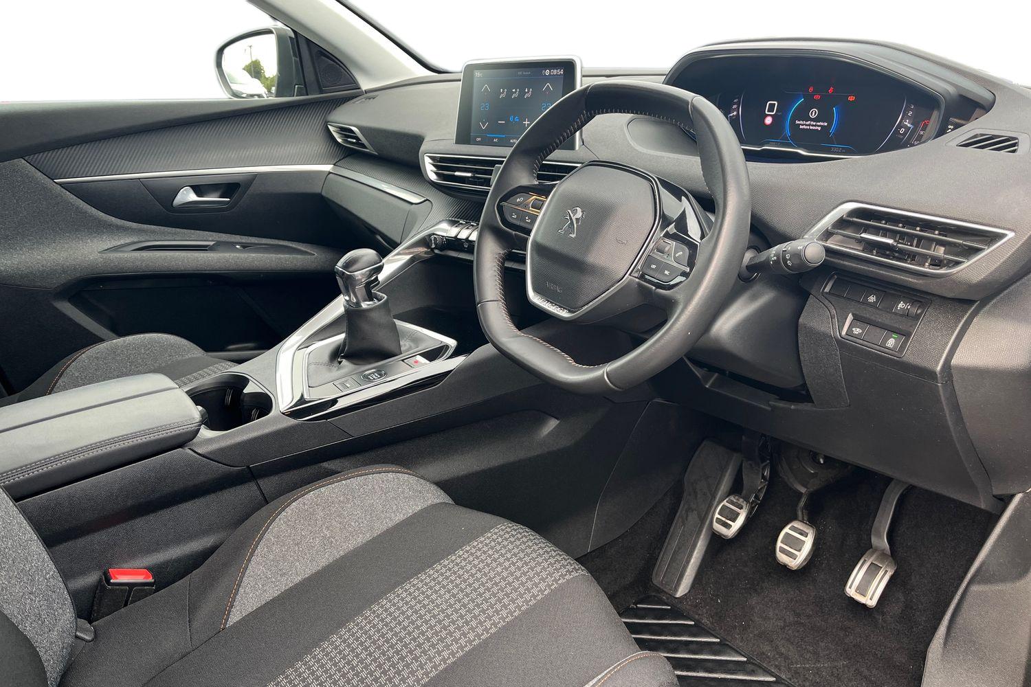 Peugeot 5008 Photo 8
