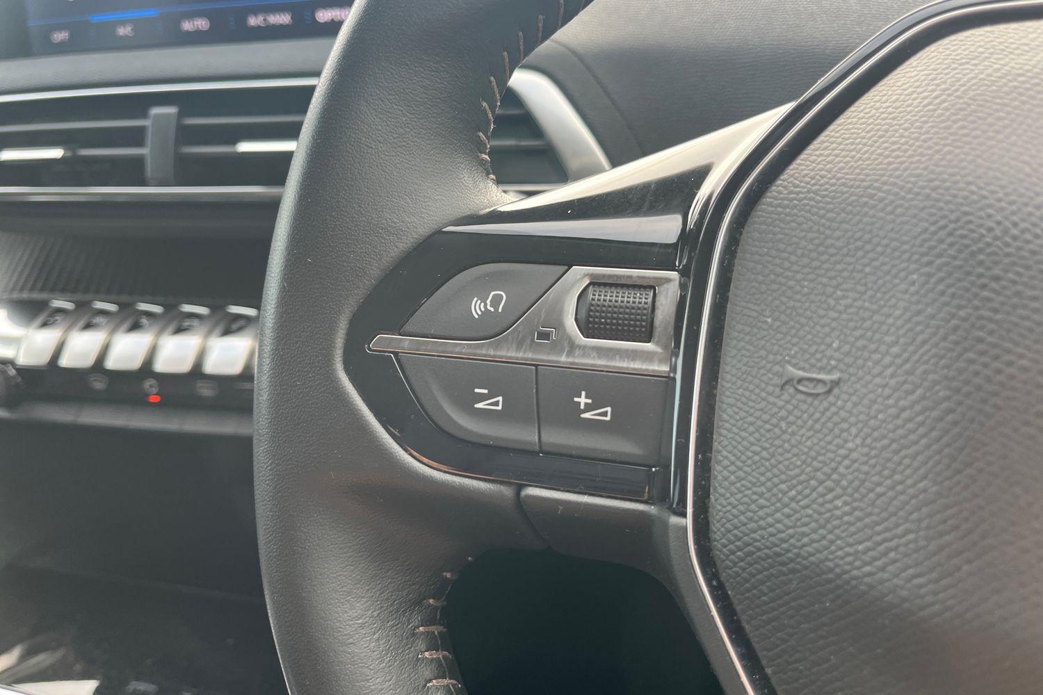 Peugeot 5008 Photo 28
