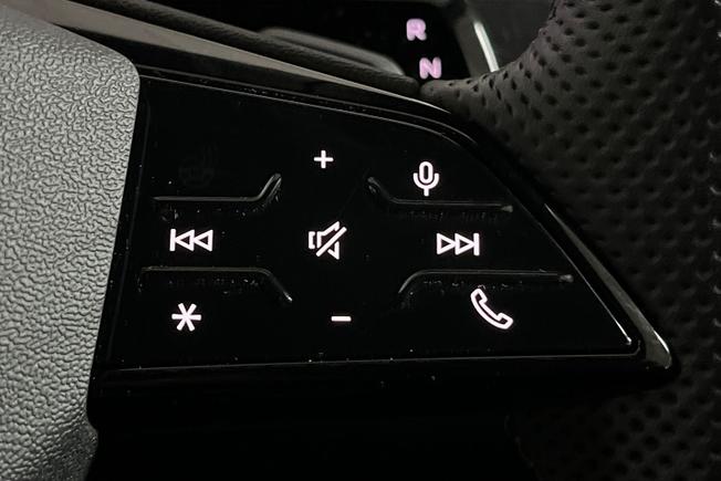 AUDI Q3 Photo 17