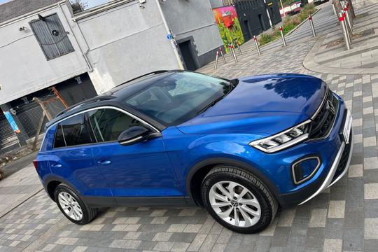 Volkswagen T-roc Photo autoimg-35108fea244890618e2b5daee30d6da2ae2608d8.jpg