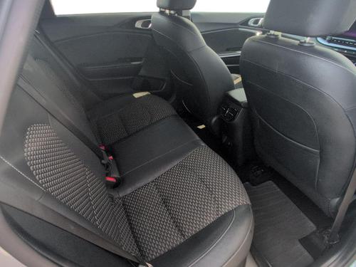 Kia CEED Photo autoimg-351124e6459f0c3510a2e995a526422c53cd2d7e.jpg