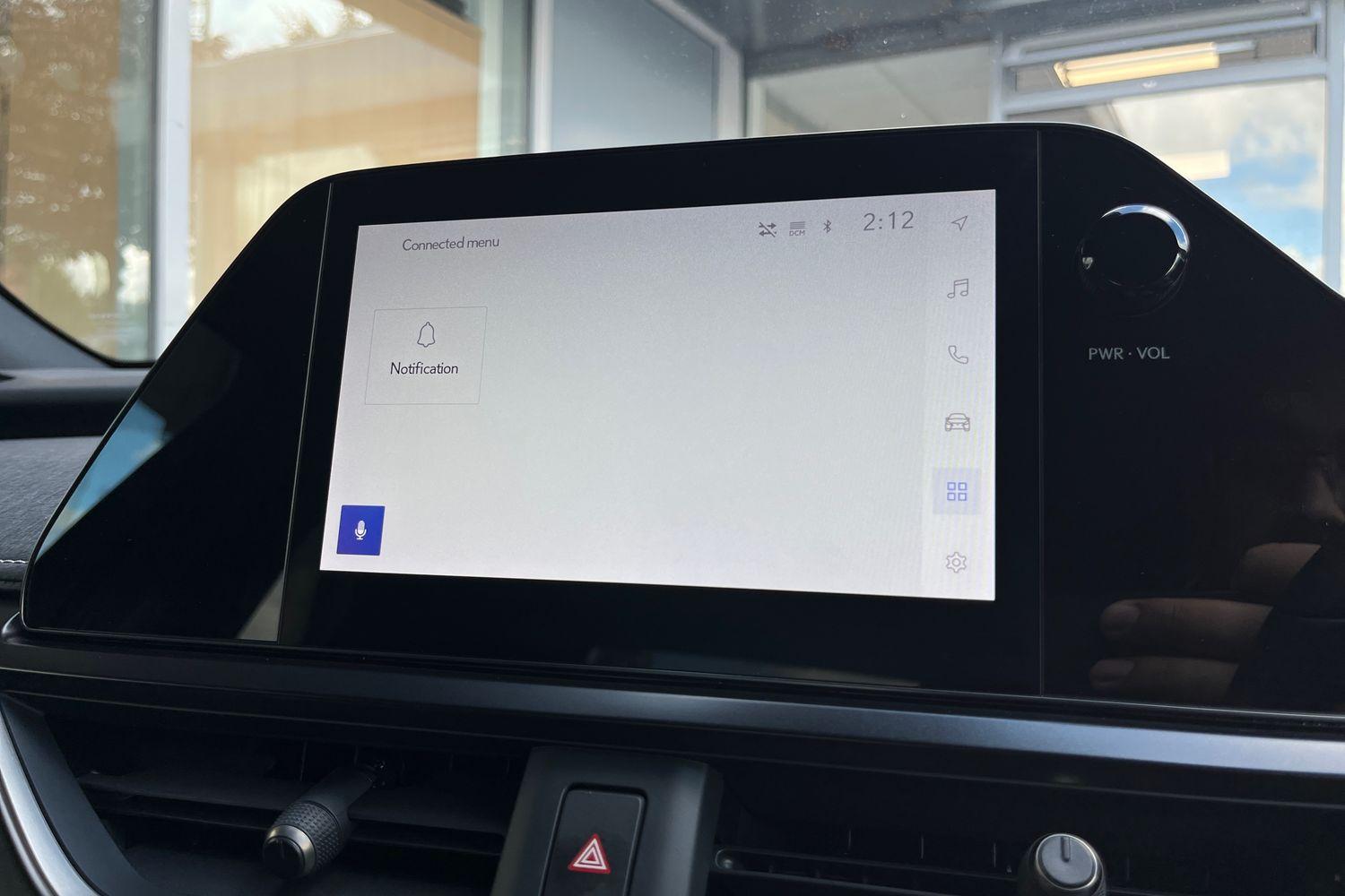 Lexus UX Photo 29