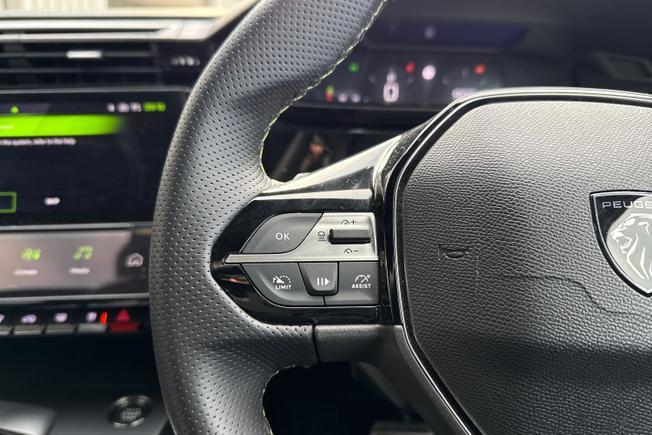 PEUGEOT 308 Photo 16