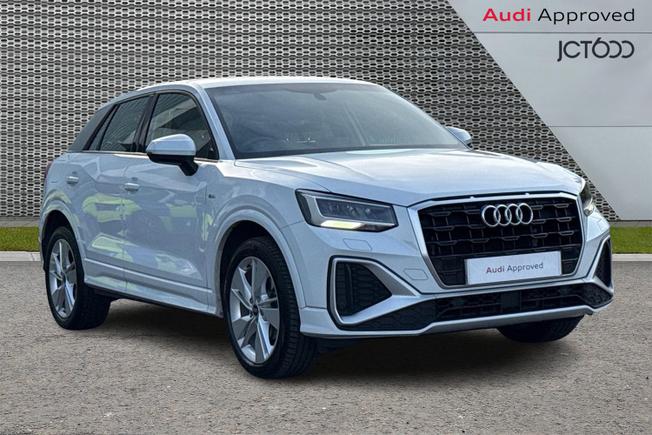 Audi Q2 Photo 1