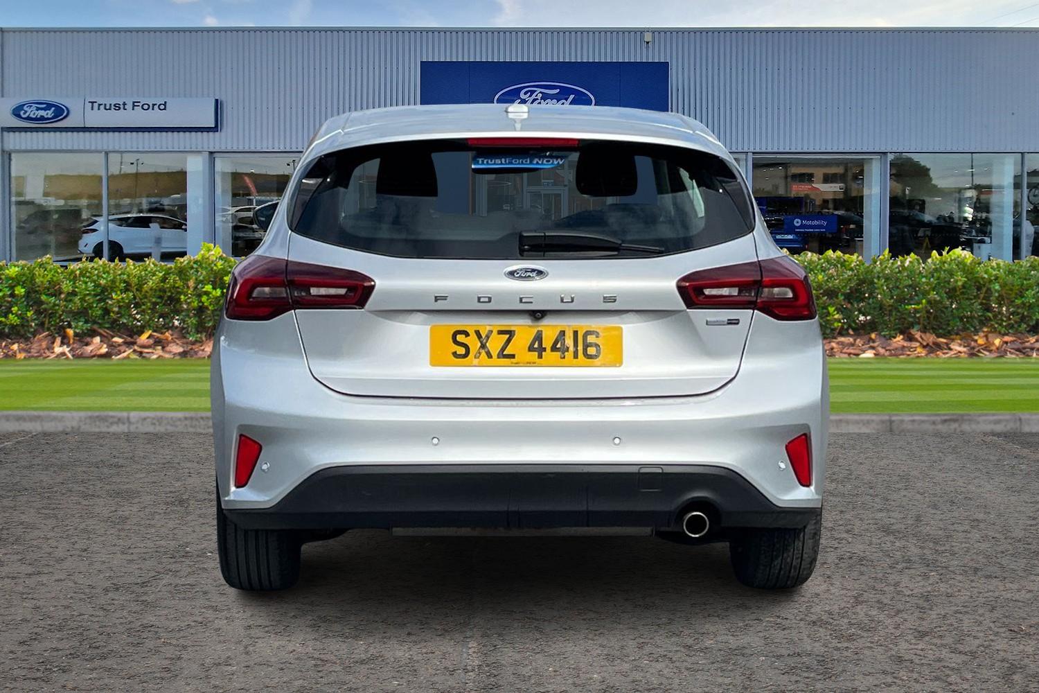 Ford FOCUS Photo 6