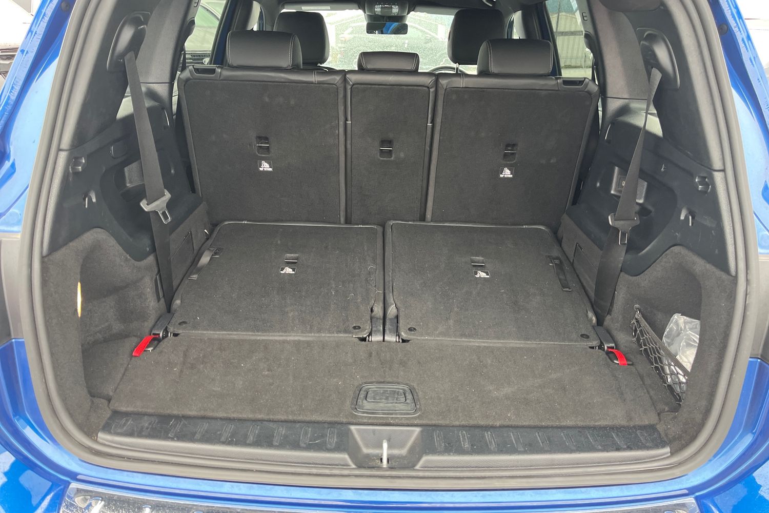 Mercedes-Benz GLB Photo 20