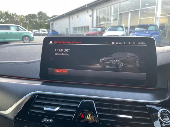 BMW 5 Series Photo 25