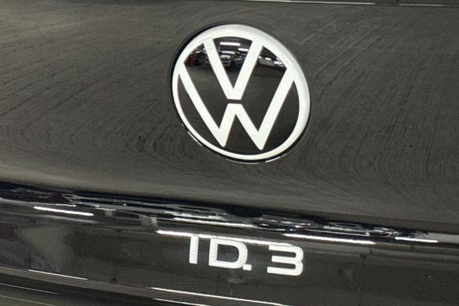 VOLKSWAGEN ID.3 Photo 27