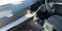 Volkswagen Golf Photo 1