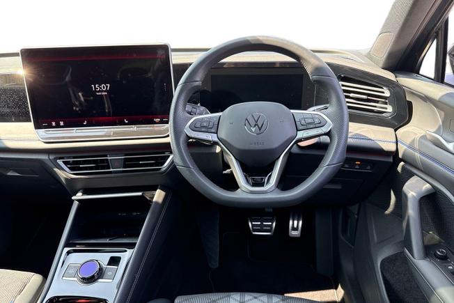 VOLKSWAGEN Tiguan Photo 11