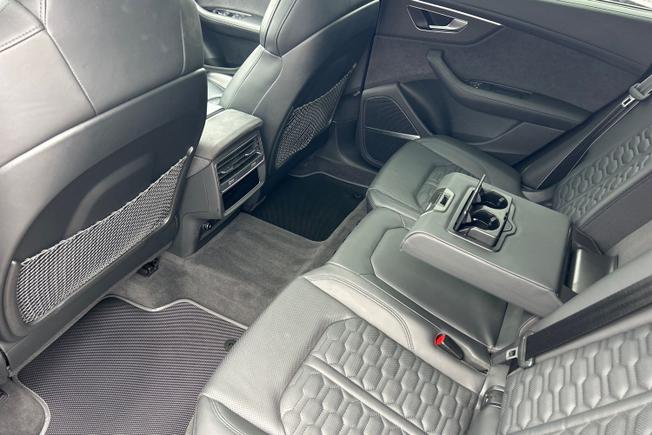 AUDI Rsq8 Photo 49