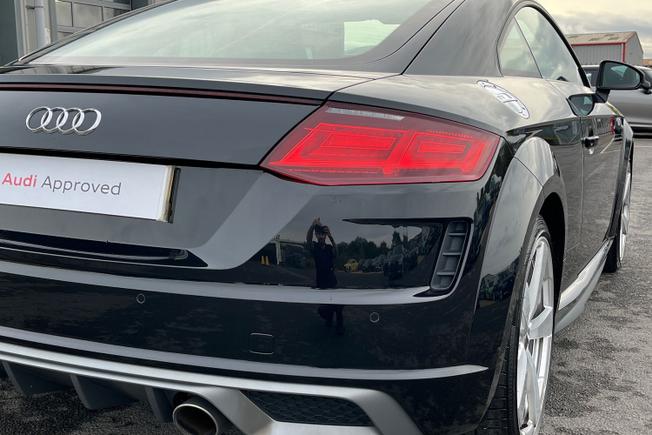Audi TT Photo 18