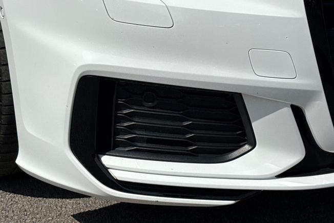 AUDI A6 Avant Photo 21