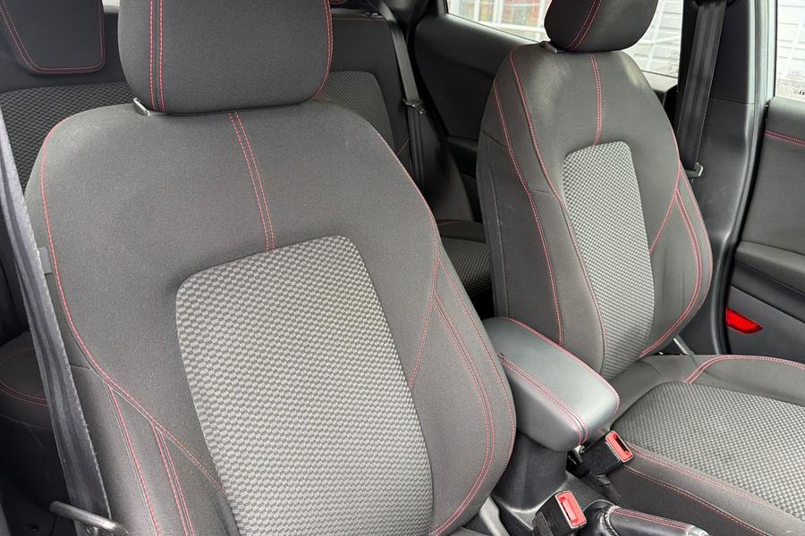 Ford PUMA Photo autoimg-35277732bb43a3d29b4c21289531fcffee0eaedb.jpg