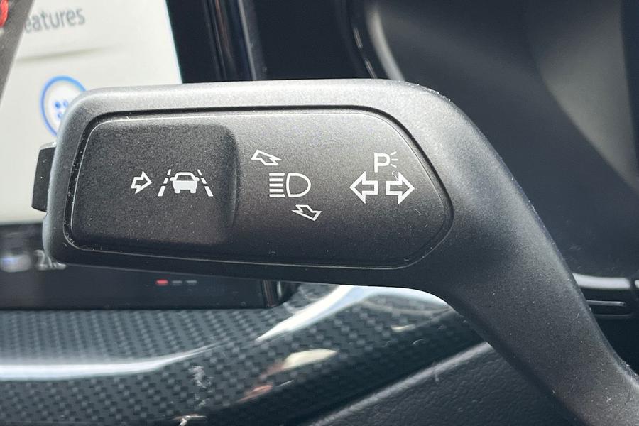 Ford FOCUS Photo autoimg-35288177ff21f07e2be53271975825b8cbf77b33.jpg