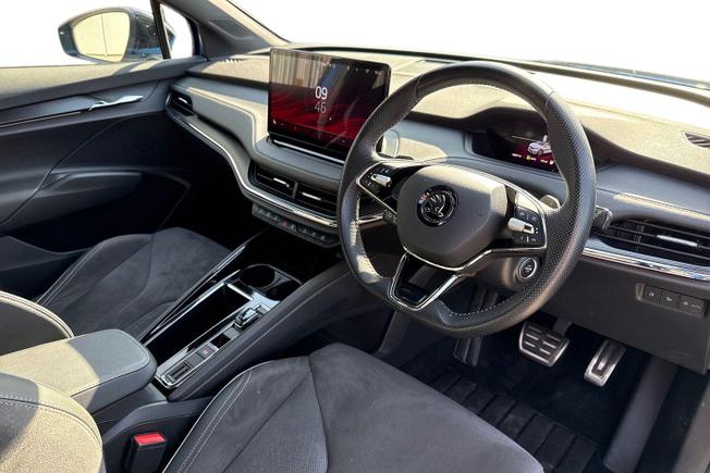 ŠKODA Enyaq Photo 6