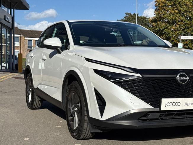 NISSAN Qashqai Photo 28