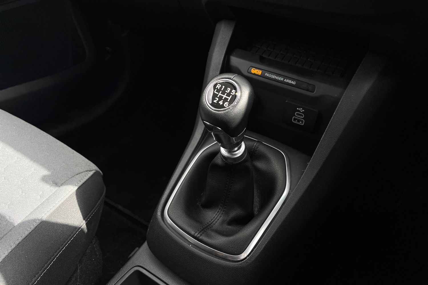 Ford Tourneo Courier Photo 34