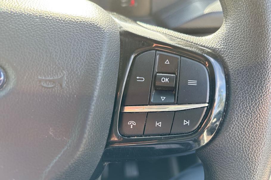 Used Ford TRANSIT CUSTOM LE73KLO 25