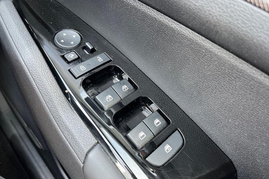 Kia SPORTAGE Photo autoimg-3530ea178076f7c4df1a5501f2ba0d4204885e59.jpg