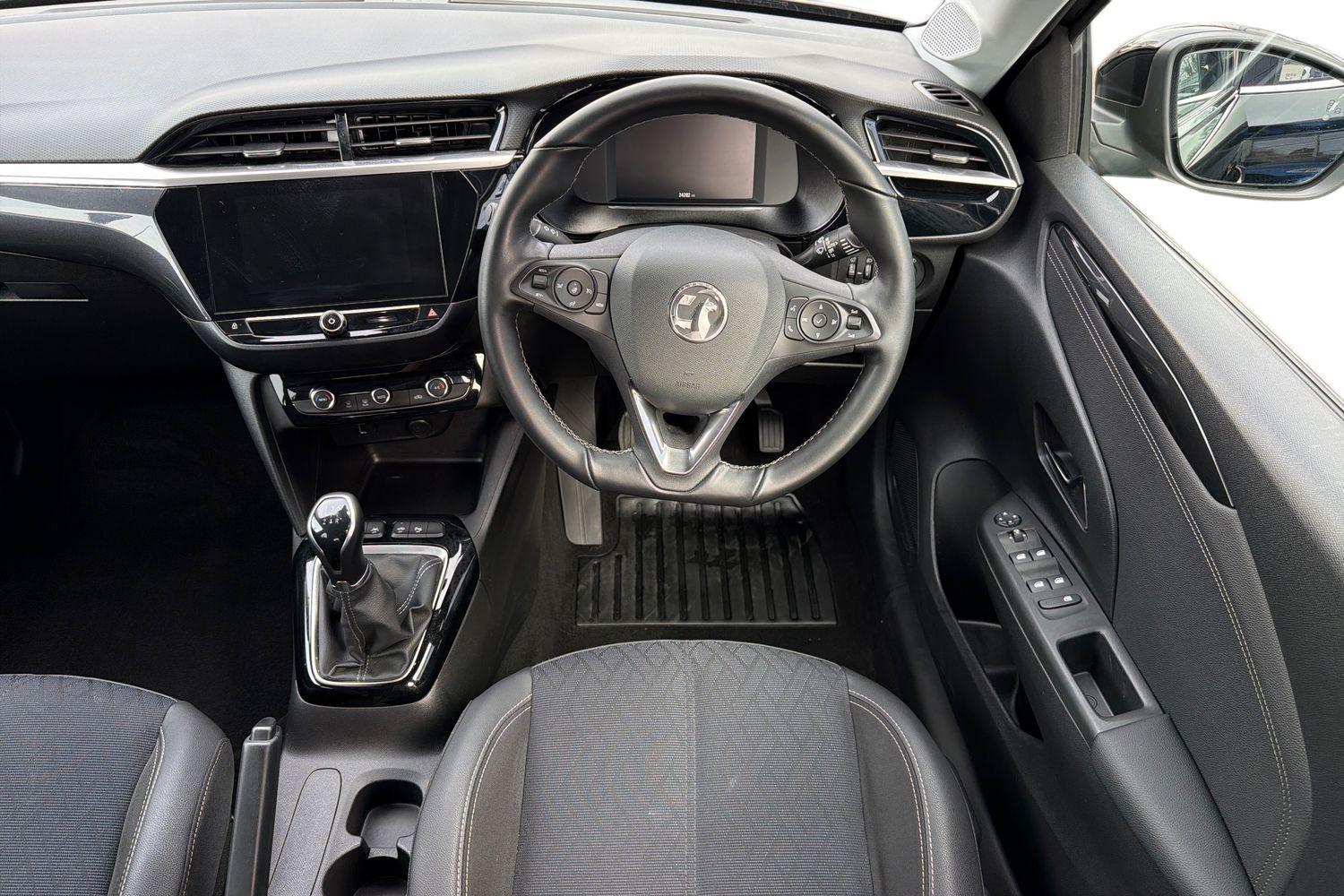 Vauxhall CORSA Photo 10