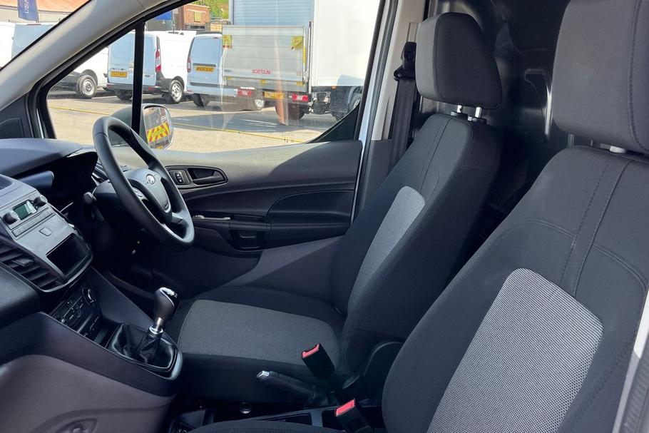 Used Ford TRANSIT CONNECT YO73XBB 30