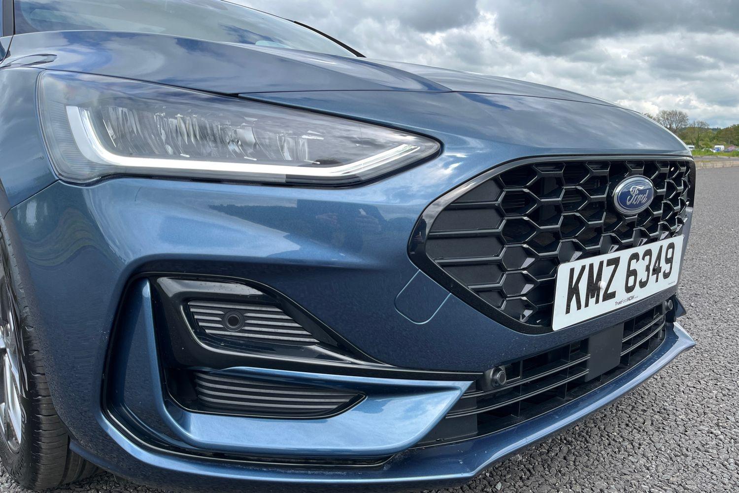 Ford FOCUS Photo 23
