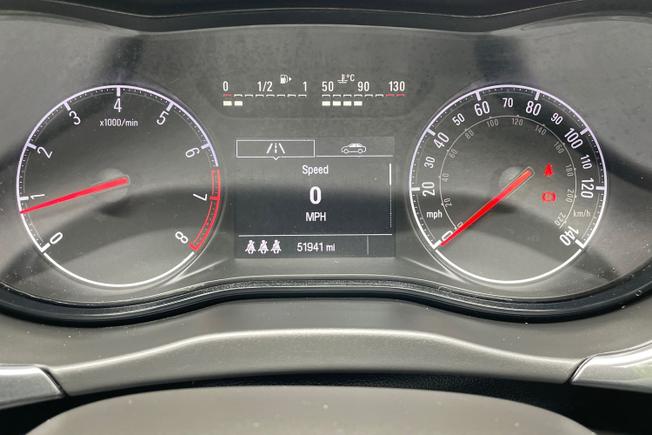 VAUXHALL Corsa Photo 15