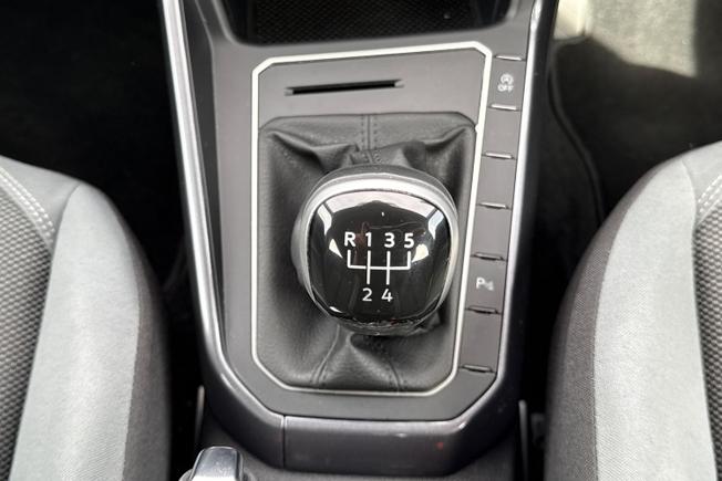 VOLKSWAGEN Polo Photo 23