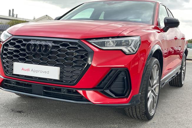 AUDI Q3 Photo 26