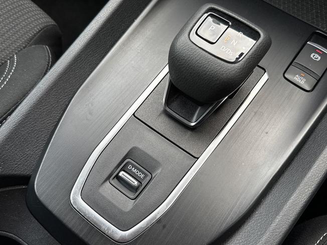 NISSAN Qashqai Photo 51