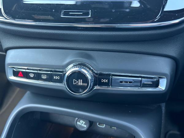 Volvo XC40 Photo autoimg-354601313bec1e4a63ec5465d19e92c411244f5f.jpg