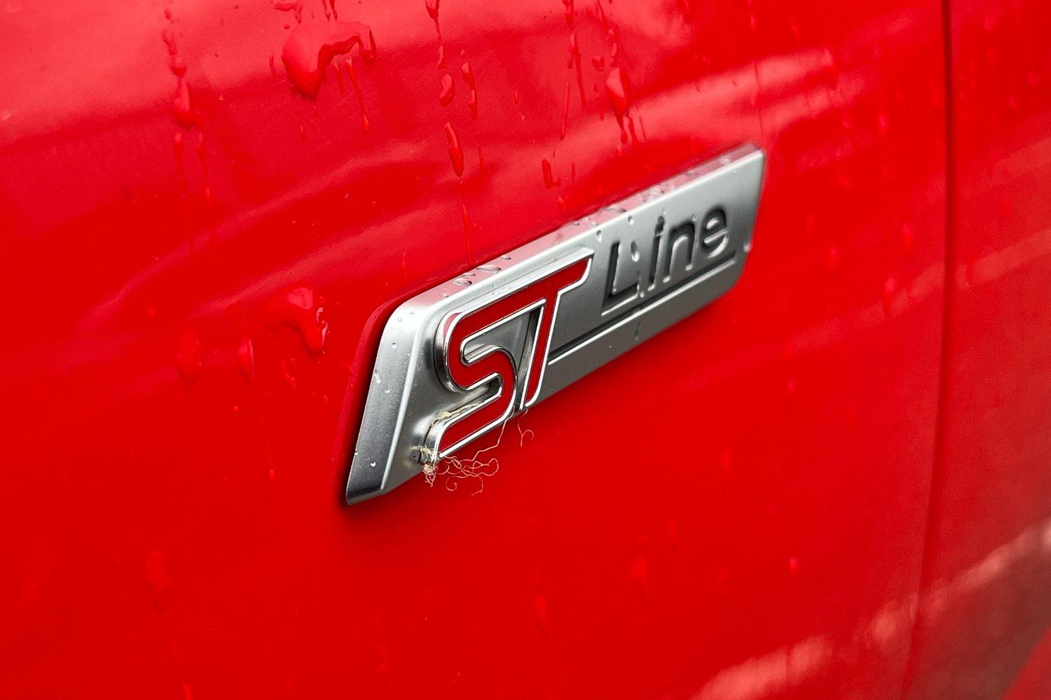 Ford FOCUS Photo 23