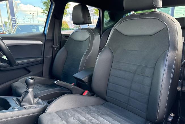 SEAT Ibiza Photo 21