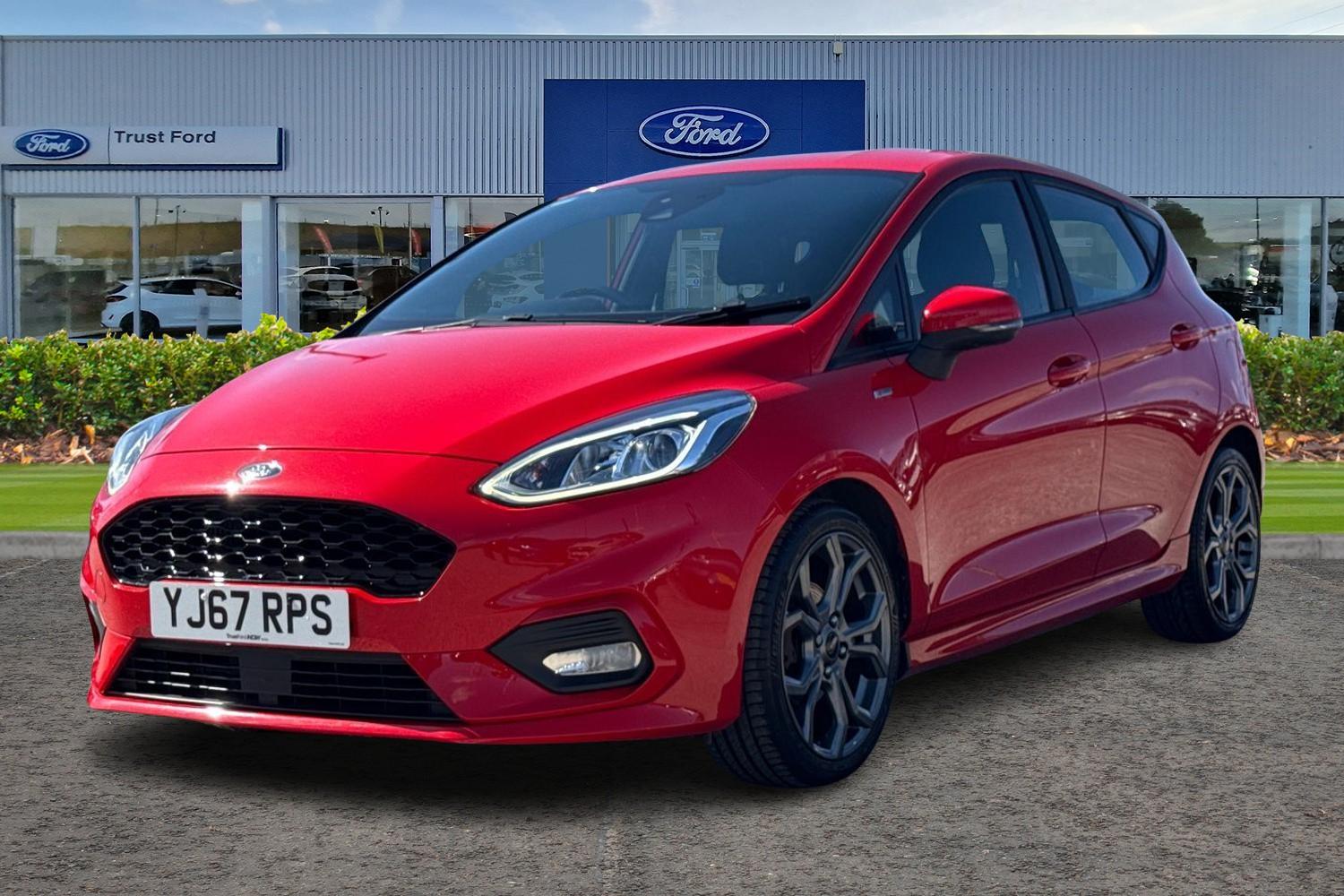 Ford FIESTA Photo 4