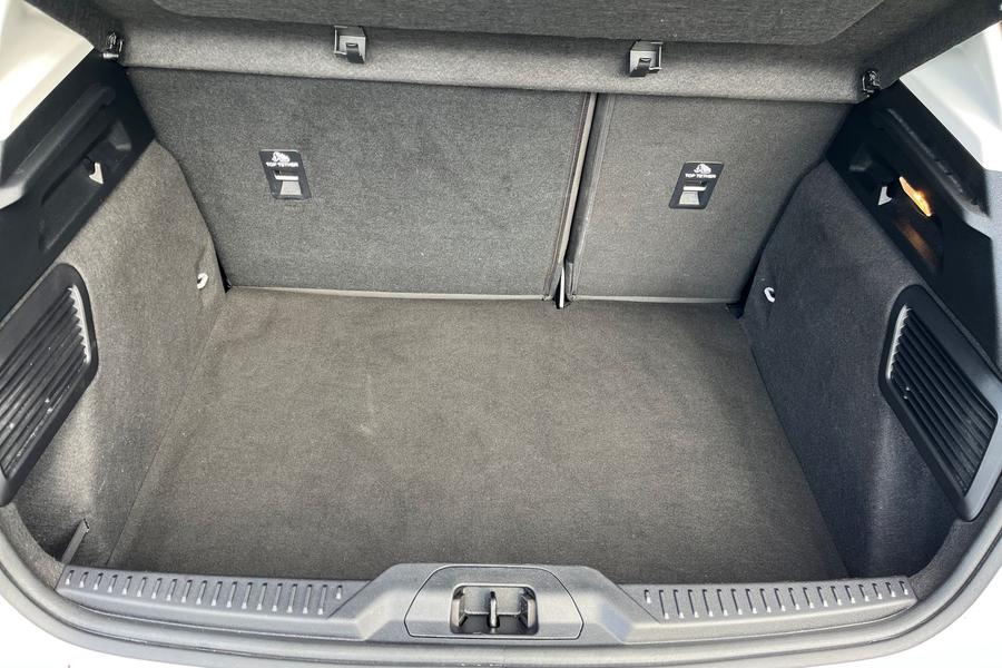 Ford FOCUS Photo autoimg-354839457747acd6562390f658c21464379dc1b0.jpg